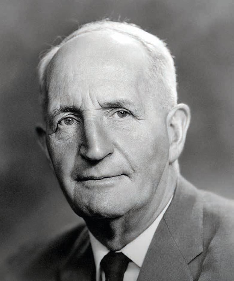 1933